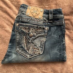 Miss me signature slim boot size 33x31